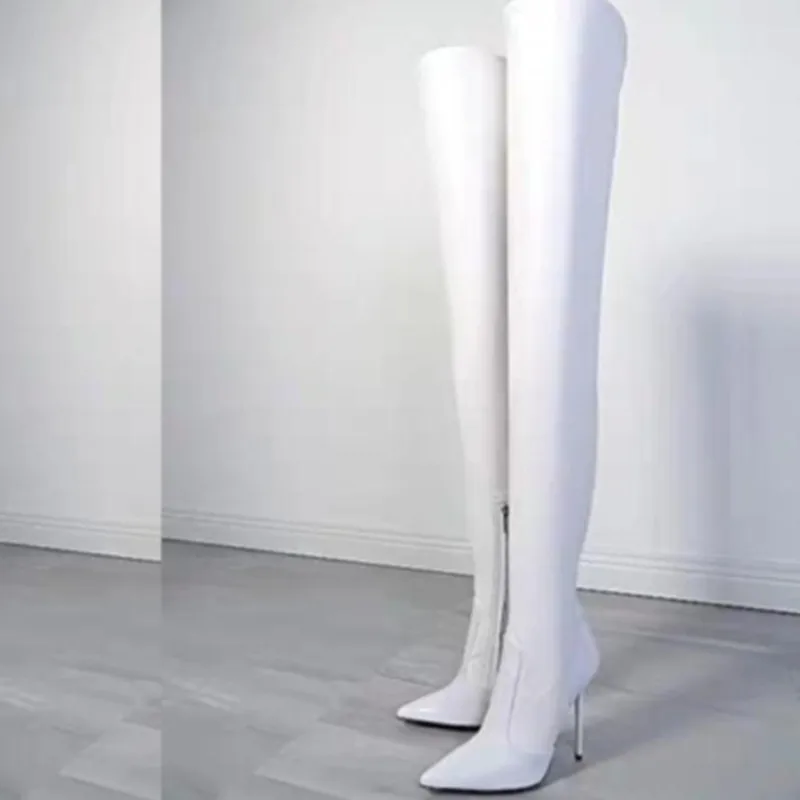 Зимние белые эластичные пикантные Сапоги выше колена; новые женские сапоги с острым носком на высоком каблуке-шпильке; женские кожаные рыцарские сапоги с боковой молнией