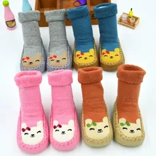 Разноцветная обувь для новорожденных; хлопковая обувь с рисунком для новорожденных девочек и мальчиков; нескользящие носки; тапочки; ботинки