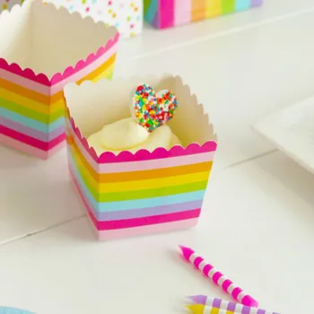 

12pcs Colorful Rainbow Stripes Popcorn Box Candy Snack Favor Wedding Gift Bags Kids Movie Boxes Birthday Party Favors Supplies