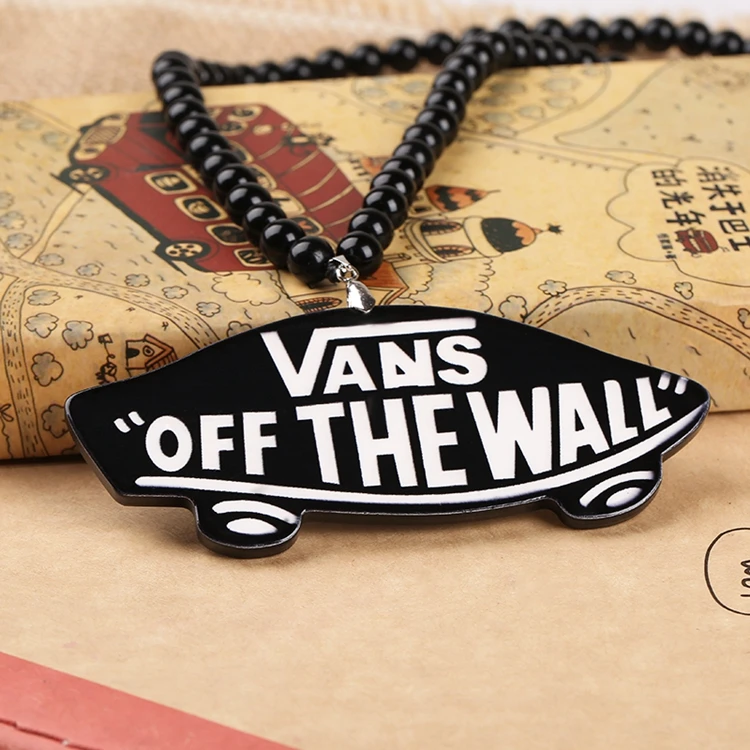 vans off the wall necklace