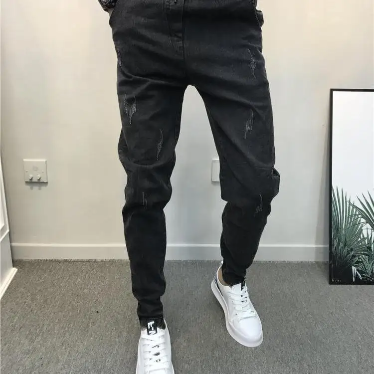 Autumn Spiritual Boy Black Jeans Men's Fashion Men's Bottom Trousers Nethong with a wide range of slim trousers Autumn Spiritual Boy Black Jeans Men's Fashion Men's Bottom Trousers Nethong with a wide range of slim trousers