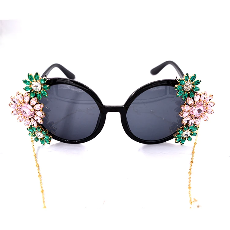 Новое поступление 2018 года Мода барокко Солнцезащитные очки для женщин хрустальные цветы жемчужная цепочка украшения летние солнцезащитны