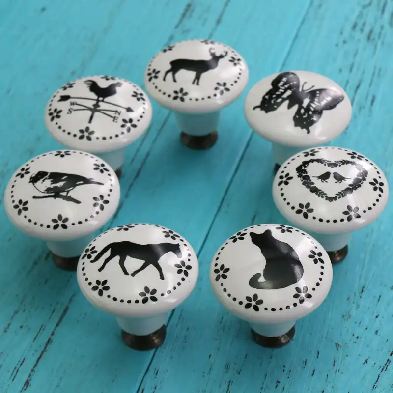 12 Pi/èCes Boutons De Meuble C/éRamique Enfant,Motif Animaux Ceramique Poign/éE De Boutons,Poign/éE De Meubles Animaux Mignons Avec Vis,Pour Chambre DEnfants Salle D/éTude D/éCor De Cuisine /à La Maison