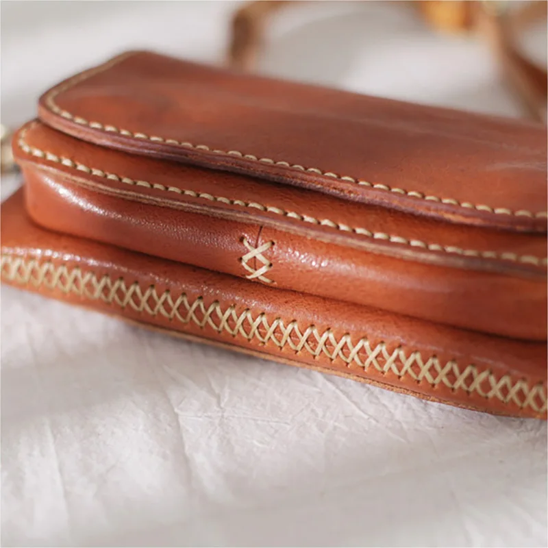 AETOO Leather-style handbag, women's mini stiletto bag, summer set-up one-shoulder bag, envelope dual-use retro small square bag