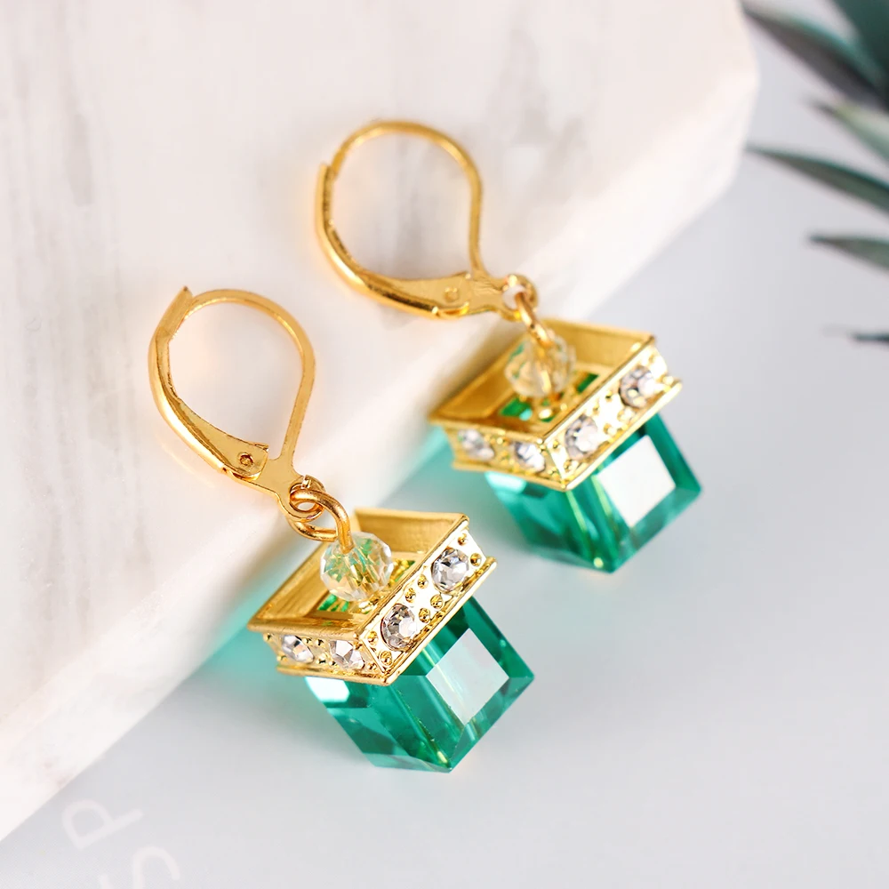 

1pair Women Peridot Earrings Long Dangle Square Cubic Zirconia Earrings Austrian Crystal Earrings Bride Wedding Jewelry