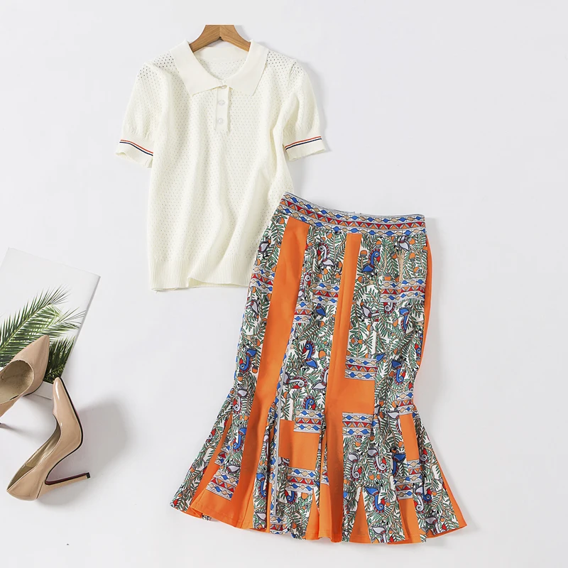 

Catwalk Design Two Piece set Women 2019 Summer New Brief Solid Knitting Tops and Retro Birds Flowers Printted Fishtail Skirt Set