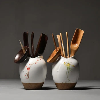 

Hand-painted ceramic tea ceremony six gentlemen set ebony Kung Fu tea set clip tea spoon accessories set