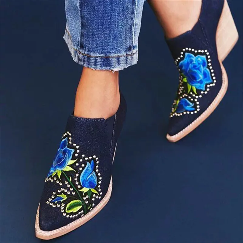 Embroider Flower High Heels Shoes Women Rivet Pumps Ankle Boots Spring Autum Pointed Toe Ladies Zapatos Mujers Sapatos Casual