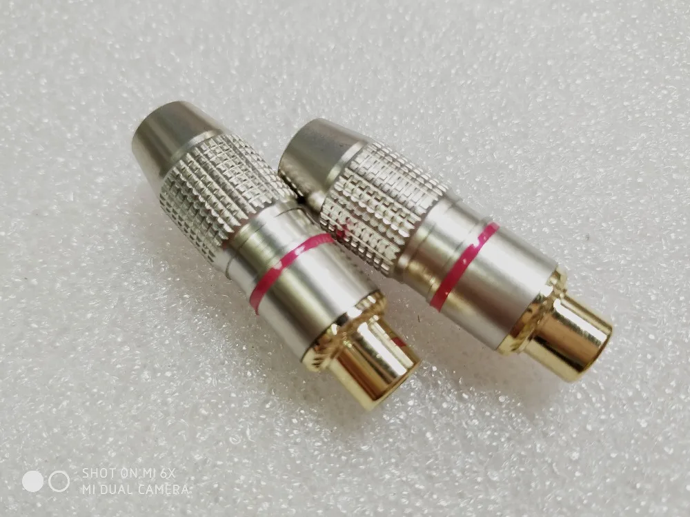 

2pcs Metal RCA Female Plug Soldering Audio Video AV Speaker RCA Socket Gold Plated Connector