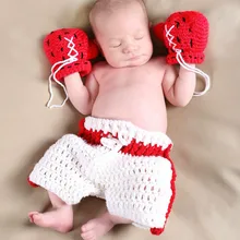 Новорожденный ребенок креативный фотографический Реквизит Одежда Хэллоуин ребенок бокс Чемпион косплей ручной вязки перчатки два цвета доступны