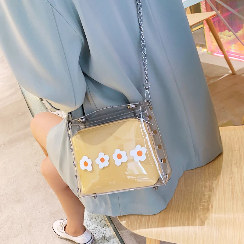 

Xiao Qingxin Baonu 2019 new Korean version transparent jelly small square bag fashion chain single shoulder oblique Bag
