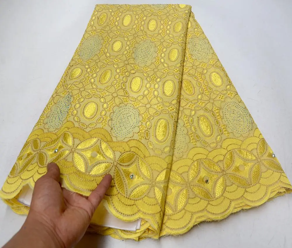 

2019 Latest African 100% cotton Lace Fabric Beautiful Yellow Swiss Voile Lace Fabric Nigerian Rhinestones lace fabrics