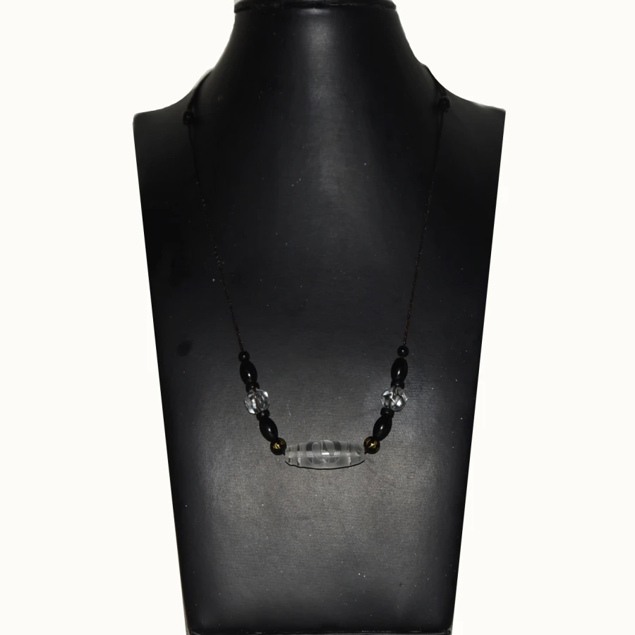 

Pure natural white crystal necklace Tibetan 15 eyes amulet carved Dzi beads short necklace 925 silver buckle Free Shipping