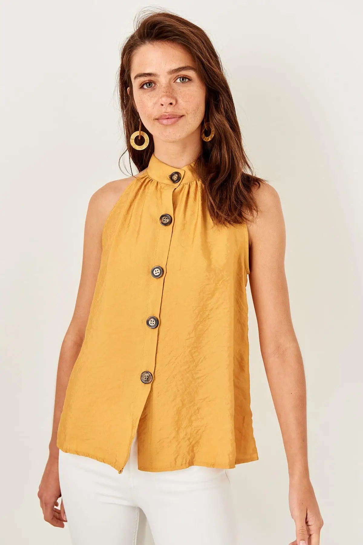 Trendyol горчичная кость Кнопка деталь Bluz TWOSS19GK0054 |