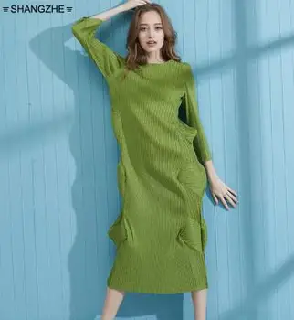 

Autumn 2019 new miyake fold dress long-sleeved round collar pleated dress in bigger sizes noble ladies free shipping