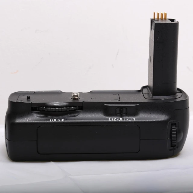 Mb-d200 Battery Grip For Nikon D200 Digital Slr Camera. Free