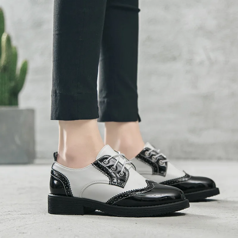 

Jookrrix 2018 Spring Fashion Retro British Style Flats Shoes Women Lady Leisure Real Leather Basic Girl Bullock Shoe Hollow Soft
