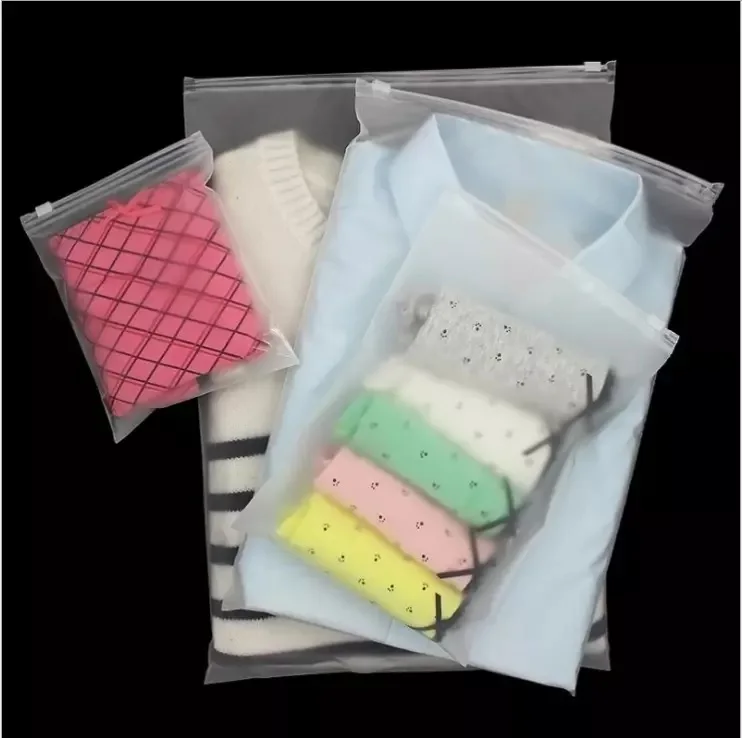 

50pcs 6 sizes Frosted Thick 20 Wire Plastic Reclosable Zipper Poly Bag, Storage Packaging Bag for Gift Clothes Shoes Wholesale