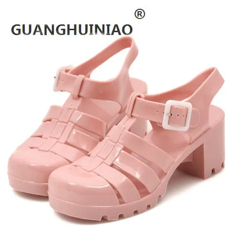 

2017 hollow out sandals jelly shoes fashion Women sandals to restore ancient ways with t-shaped rubber shoes in Rome