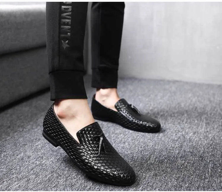 Мужская обувь новая воздухопроницаемая комфортная обувь роскошные мужские мокасины с кисточками ткань Мужская обувь на плоской подошве Для мужчин повседневная обувь большой Размеры 48