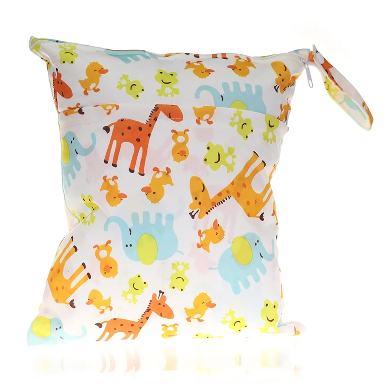 

[CHOOEC] 2019 New Wet Bag Washable Reusable Cloth diaper Nappies Bags Waterproof Swim Sport Travel Carry bag Big Size: 30X36 cm