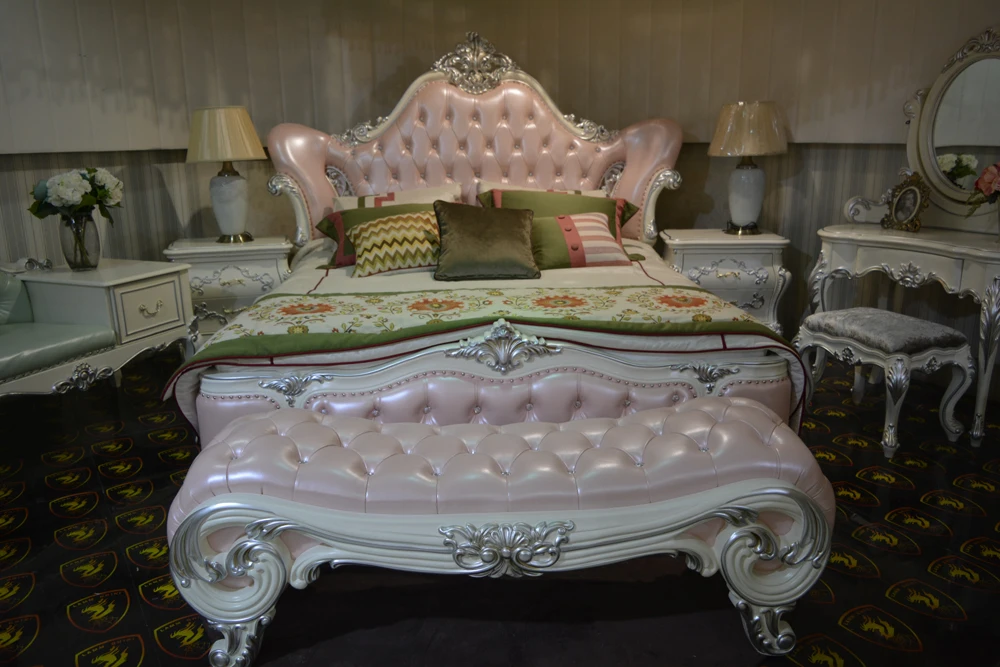 sofa Production pic  (2)