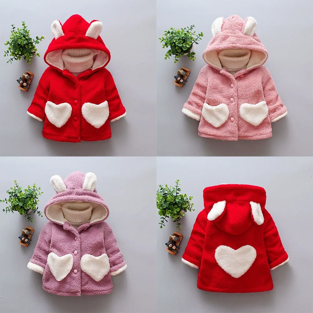 Осенне-зимняя детская верхняя одежда для маленьких девочек теплое плотное пальто с капюшоном и ушками и сердечками