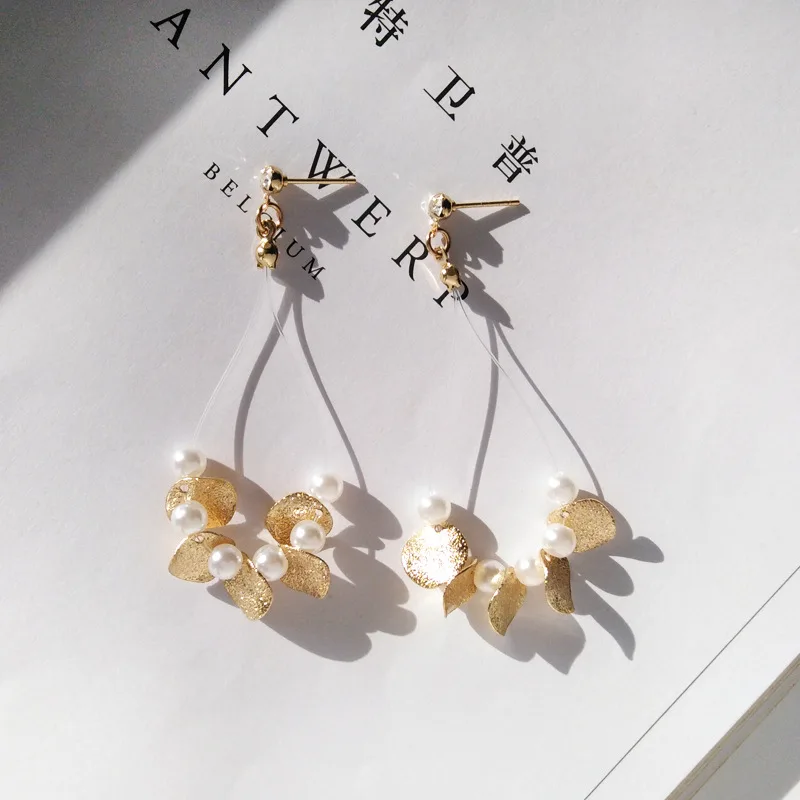 Корейские золотые серьги с блестками, клипсы, серьги без пирсинга для женщин, молодых девушек, имитация жемчуга, серьги с листьями, клипсы на ухо - Окраска металла: Stud earrings