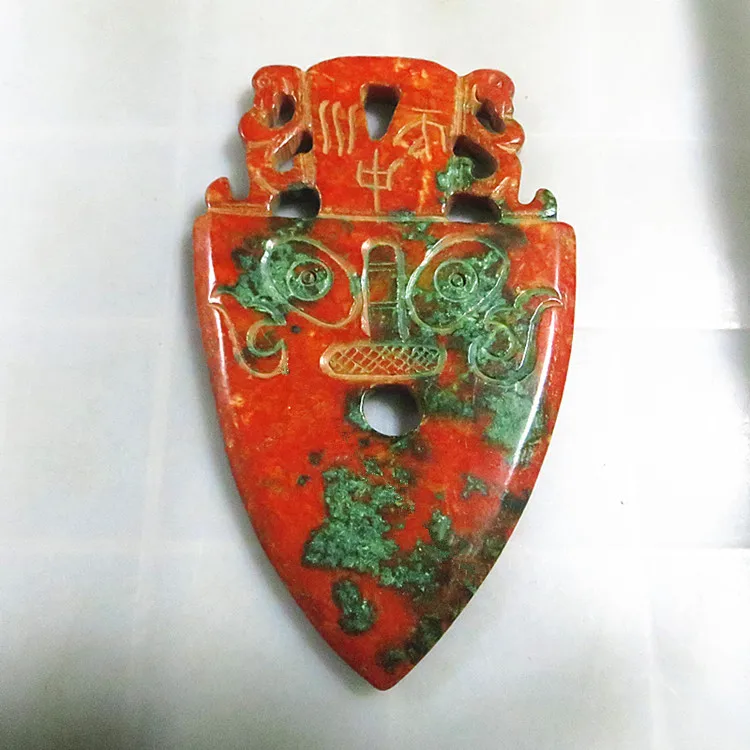 

Do the old antique jade knife ornaments to jade ancient jade knife knife ancient weapon