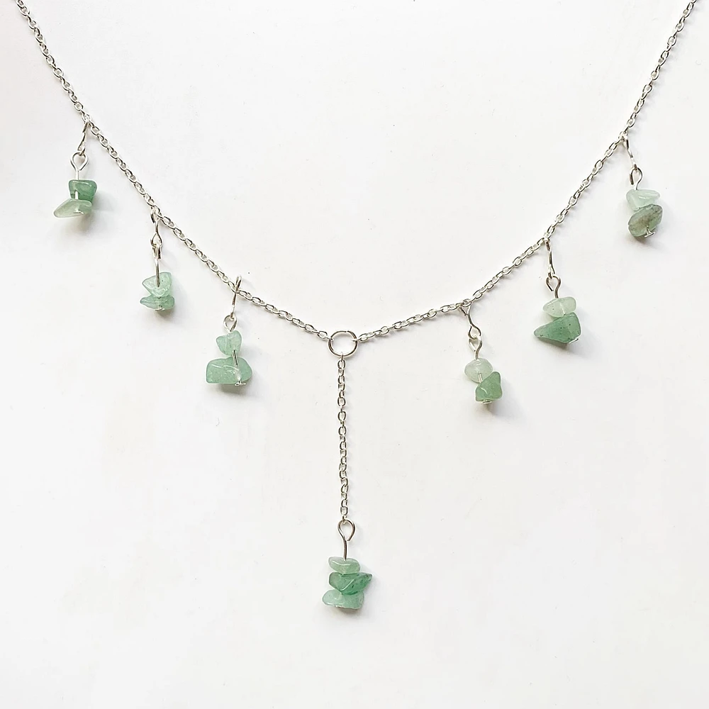 

Natural Green Aventurine Stone Beads Chips Crystal Pendant Necklace Green Silver Link Chain Neck Decoration Wholesale Dropship