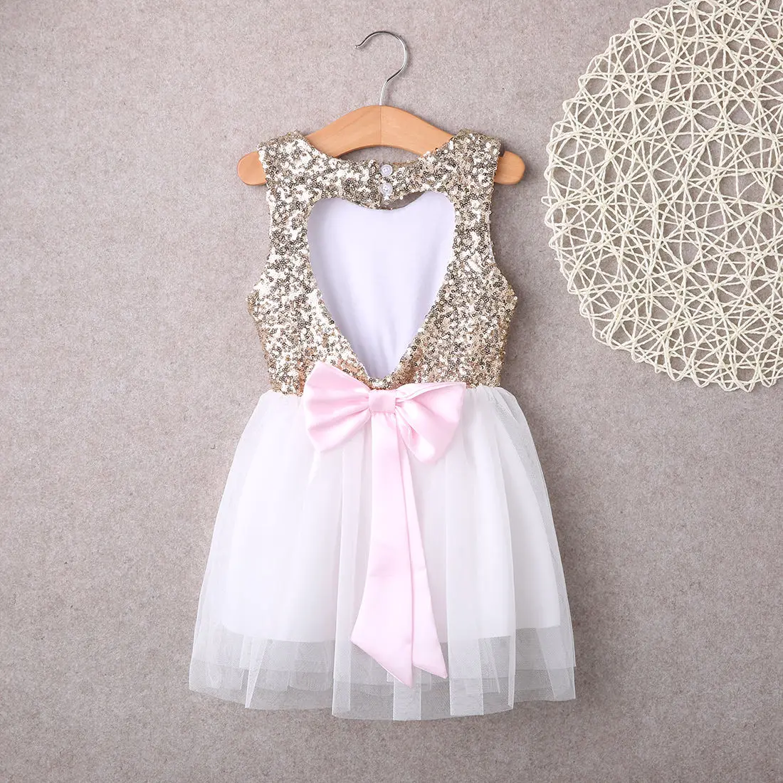 

3-10Y Children Baby Girl Dress Clothing Sequins Party Gown Mini Ball Formal Love Backless Princess Bow Backless Gown Dress Girl