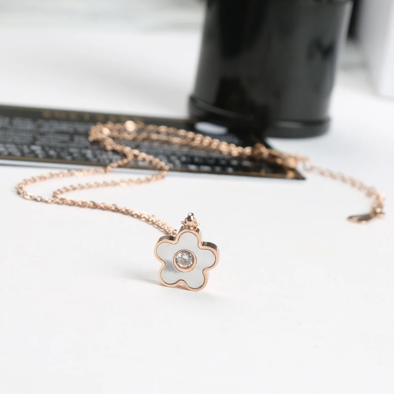 

YUN RUO Simple Fashion Rose Gold Color Shell Flower Pendant Necklace Titanium Steel Jewelry Woman Gift Never Fade Drop Ship