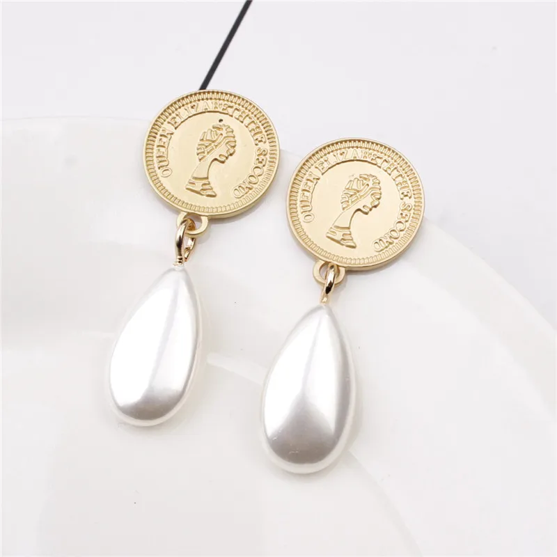 

Bonita Ella High End Vintage Water Drop Pearl Dangle Earrings
