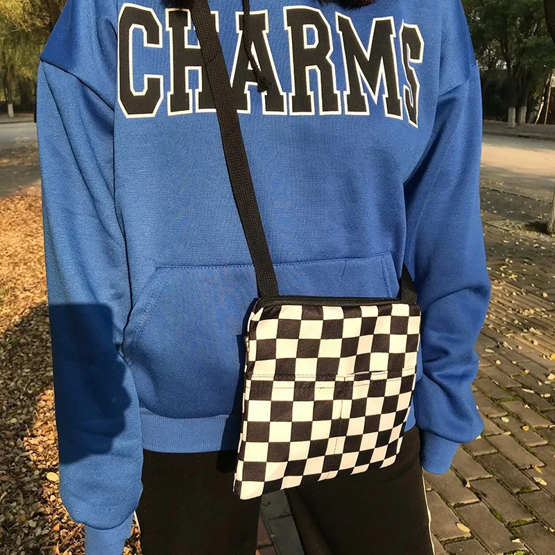 

Vintage Street Harajuku 2019 Women Men Checkerboard Black White Plaid Small Shoulder Bag Messenger Crossbody Ulzzang Skateboard
