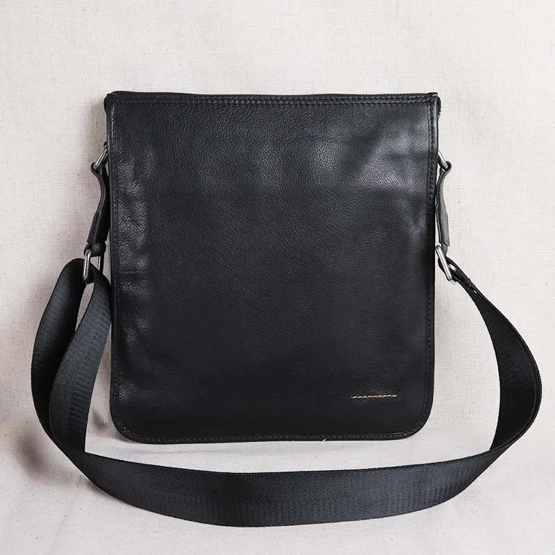 AETOO Leather men's bag vertical section ultra-thin shoulder bag Messenger bag head layer leather leisure business