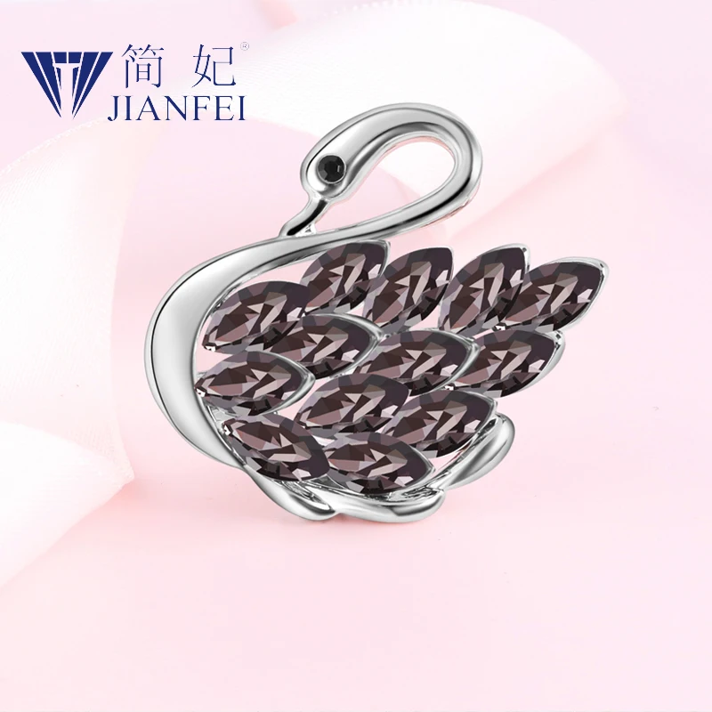 

Crystal Swan Shape Pattern Stylish Women Brooches 6