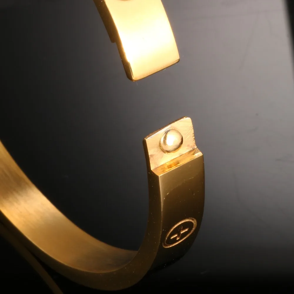 Stainless Steel Bangle Bracelet for Woman Man