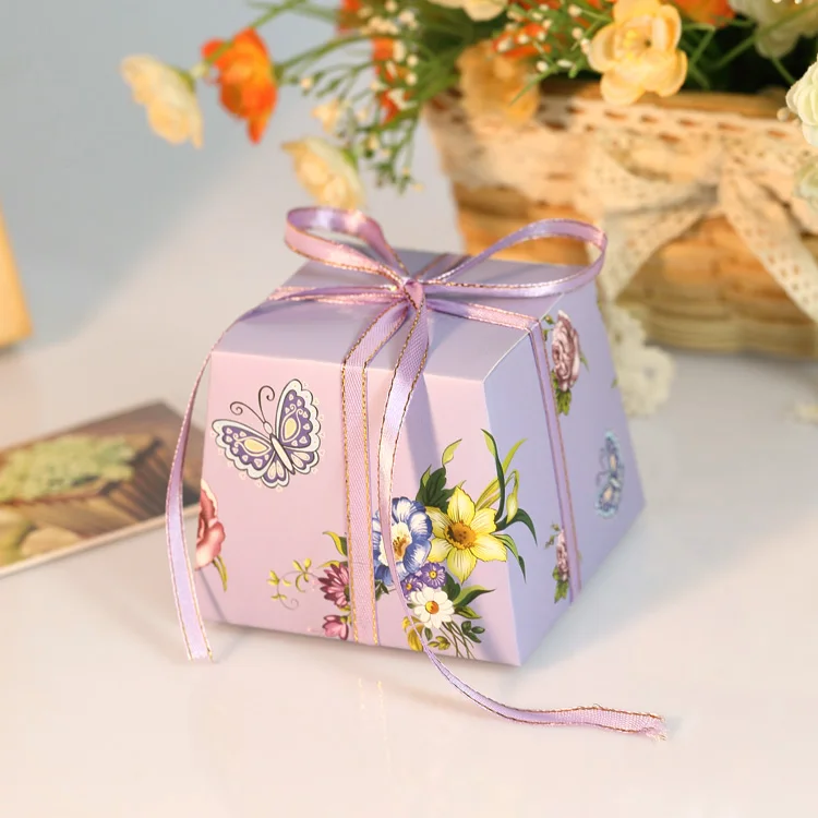 large favour boxes
