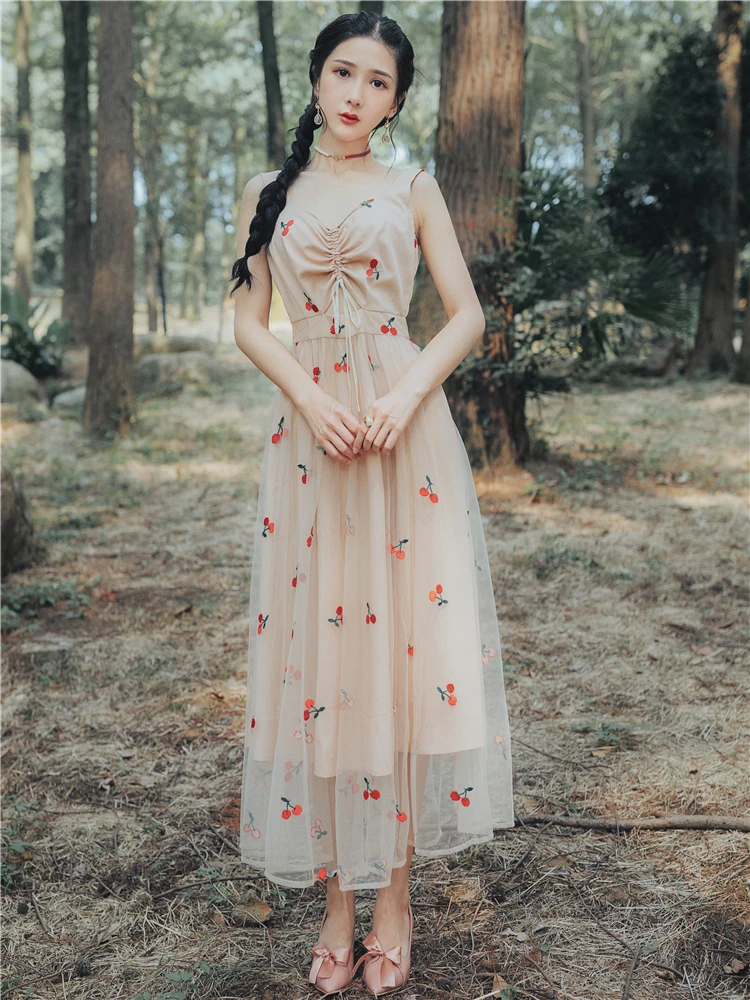 

2019 new fashion women's dresses Sexy cherry print Slim long dress with embroidered mesh