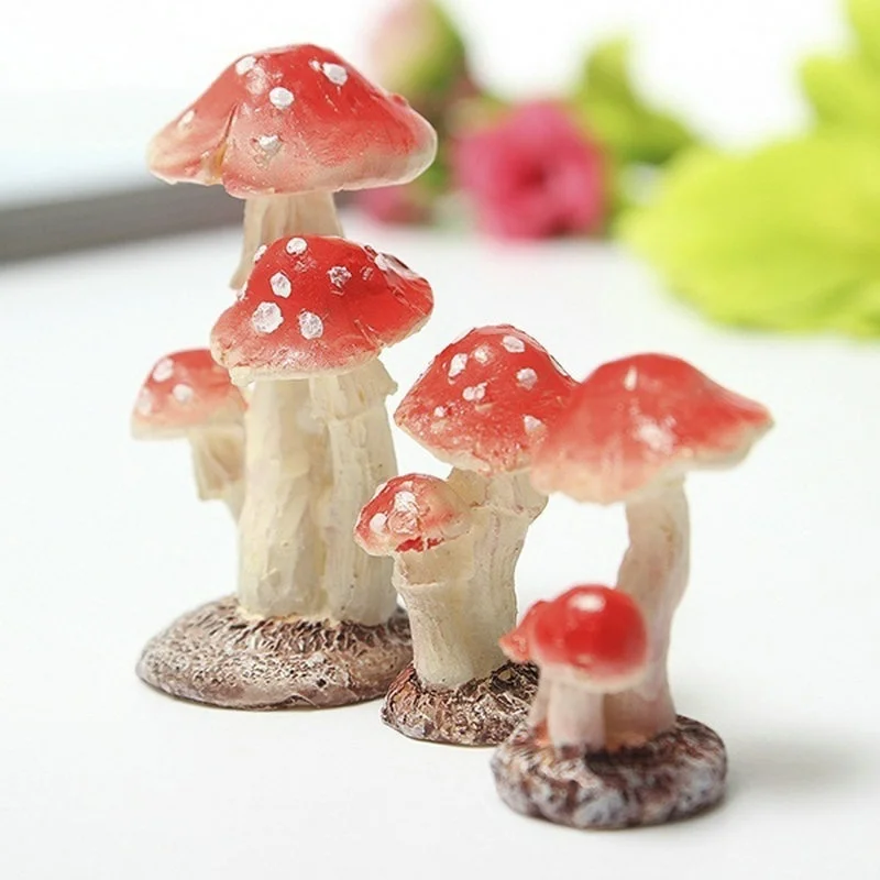 Mini Resin Mushroom Toadstool Garden Ornaments Gnomes Potted Plants