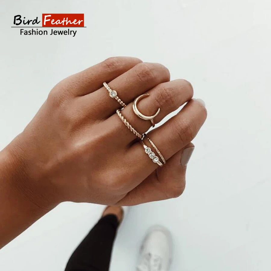 

Gold color Retro star moon Knuckle Rings For Women Vintage Geometric Pattern Crystal Ring Set Party Bohemian Jewelry 5 PCS/Set