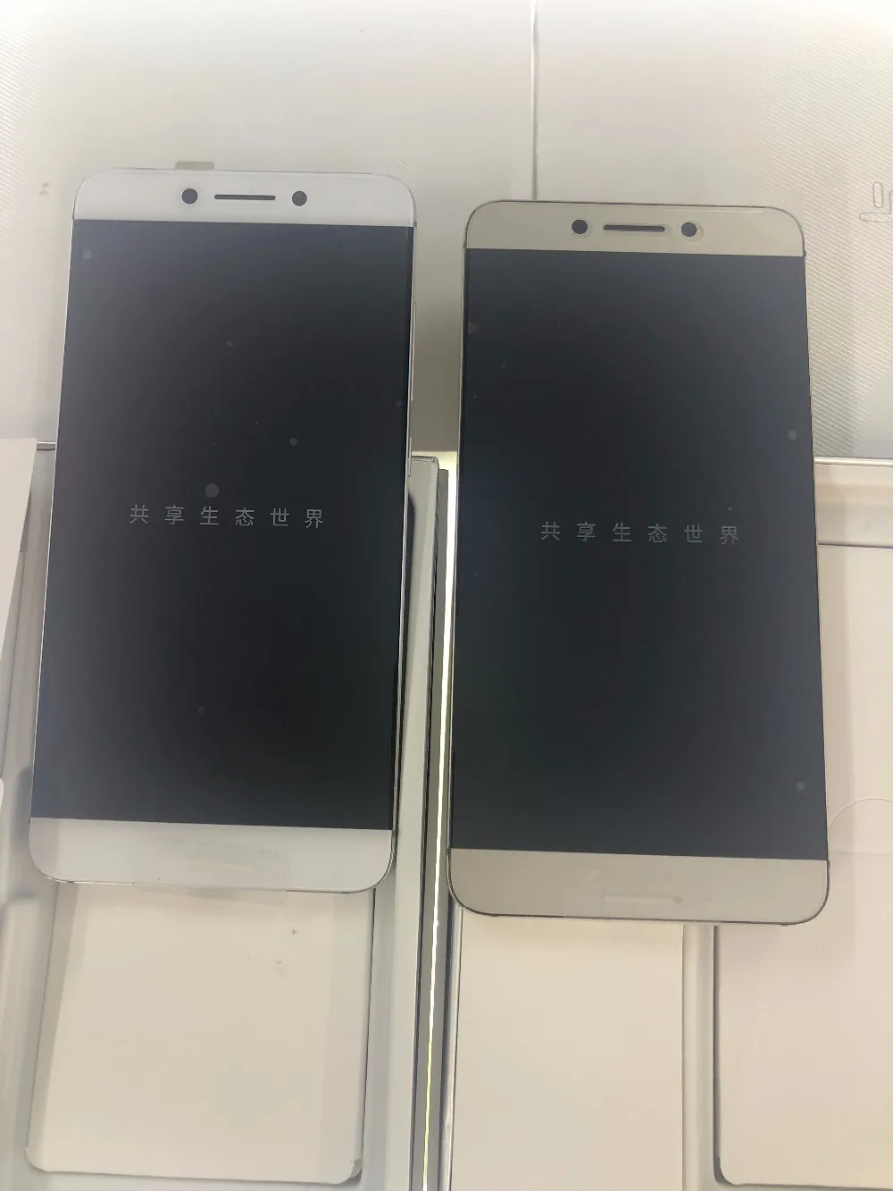 Распродажа! Letv LeEco Le 2X520 Восьмиядерный мобильный телефон Snapdragon 652 5," 3 ГБ 32 ГБ 1920x1080 16 МП отпечаток пальца ID 4g