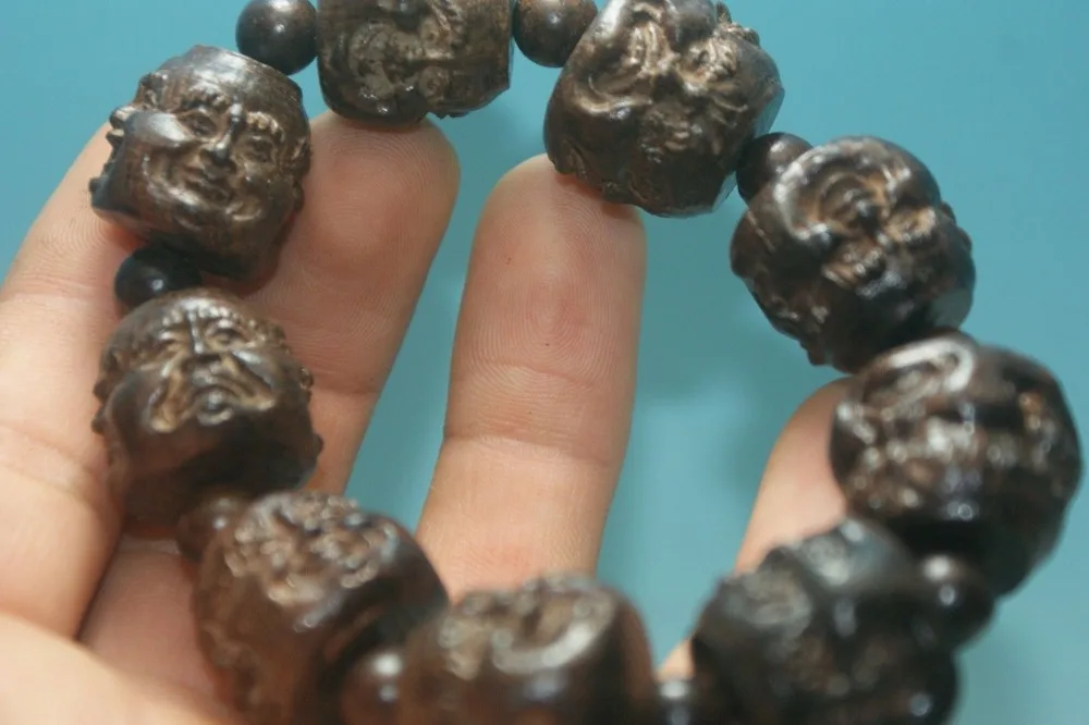

Fine China Fragrant Wood Carved Excellent old HandWork Bead Stretch Bracelet
