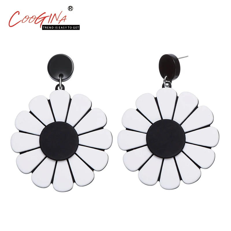 Coogina 2018 New Flower Girl Earrings 5 cm*6.7 cm Black &amp White Simple Sun Acrylic Ladies Elegant Ear Jewelry | Украшения и