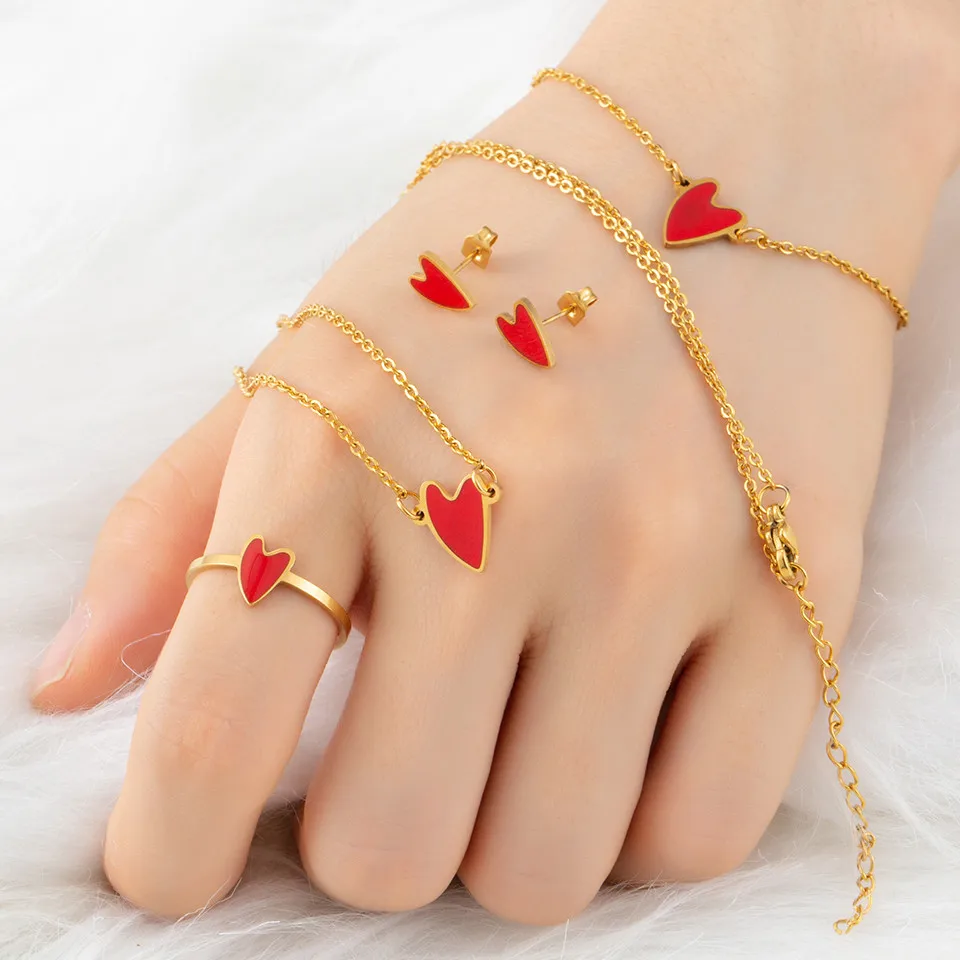 

New Beautiful Stainless Steel Golden Ring Red Love Heart Romantic Finger Ring for Women Wedding Fashion Adjustable Jewelry Gifts