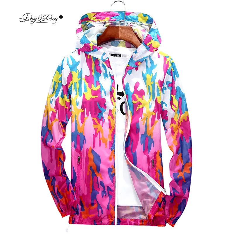 

DAVYDAISY Couple Camouflage Sunscreen Jacket Men Women Ultralight Breathable Hooded Zipper Print Sportswear Anti-UV DCT-208