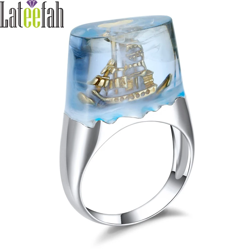 Lateefah Miniature Sailboat Resin Rings for Women Miniature Gold Sailboat in Transparent Resin Silver Color Ring Anillos Mujer