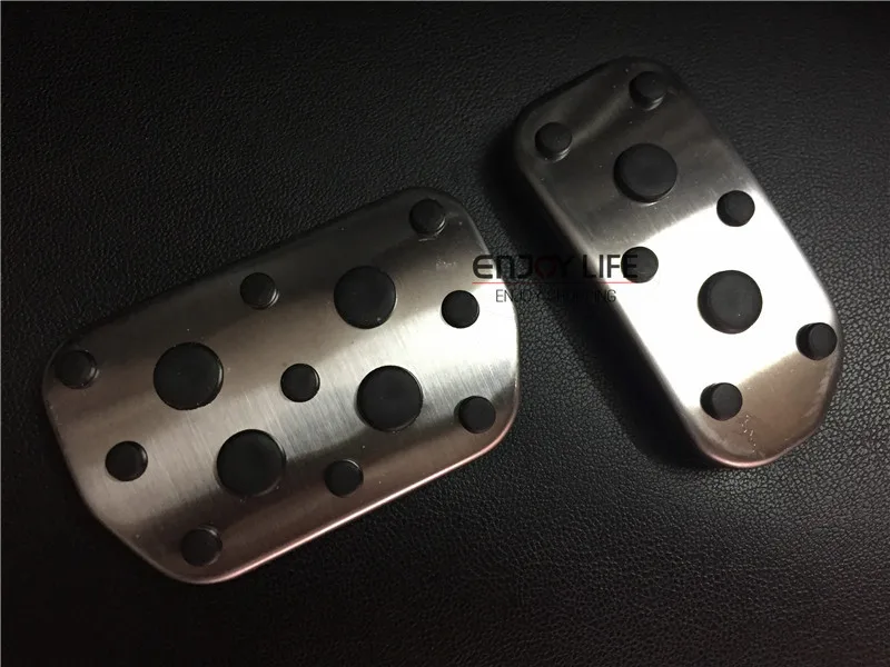 

2pcs Gas Fuel Brake Foot Pedal Pads Cover AT For LEXUS NX NX200 NX300H NX200T 2015