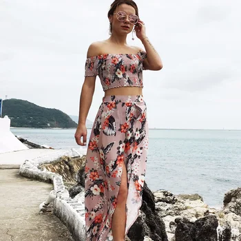 

2019 Off Shoulder Print Ruffle Crop Top Front Split Long Skirt 2 Piece Set Summer Beach Boho Chic Two Piece Set Women Set Outfit