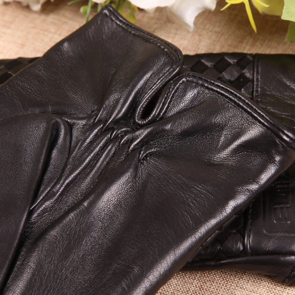 Business Men Genuine Leather Gloves High Quality Goatskin Glove Autumn Winter Plus Thermal Velvet Fashion Woven Plaid EM019NC